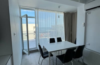 Miete geräumiger 3-Zimmer-Apartments, 100 m², erste Vermietung, Mamaia Nord, Constanța, Rumänien